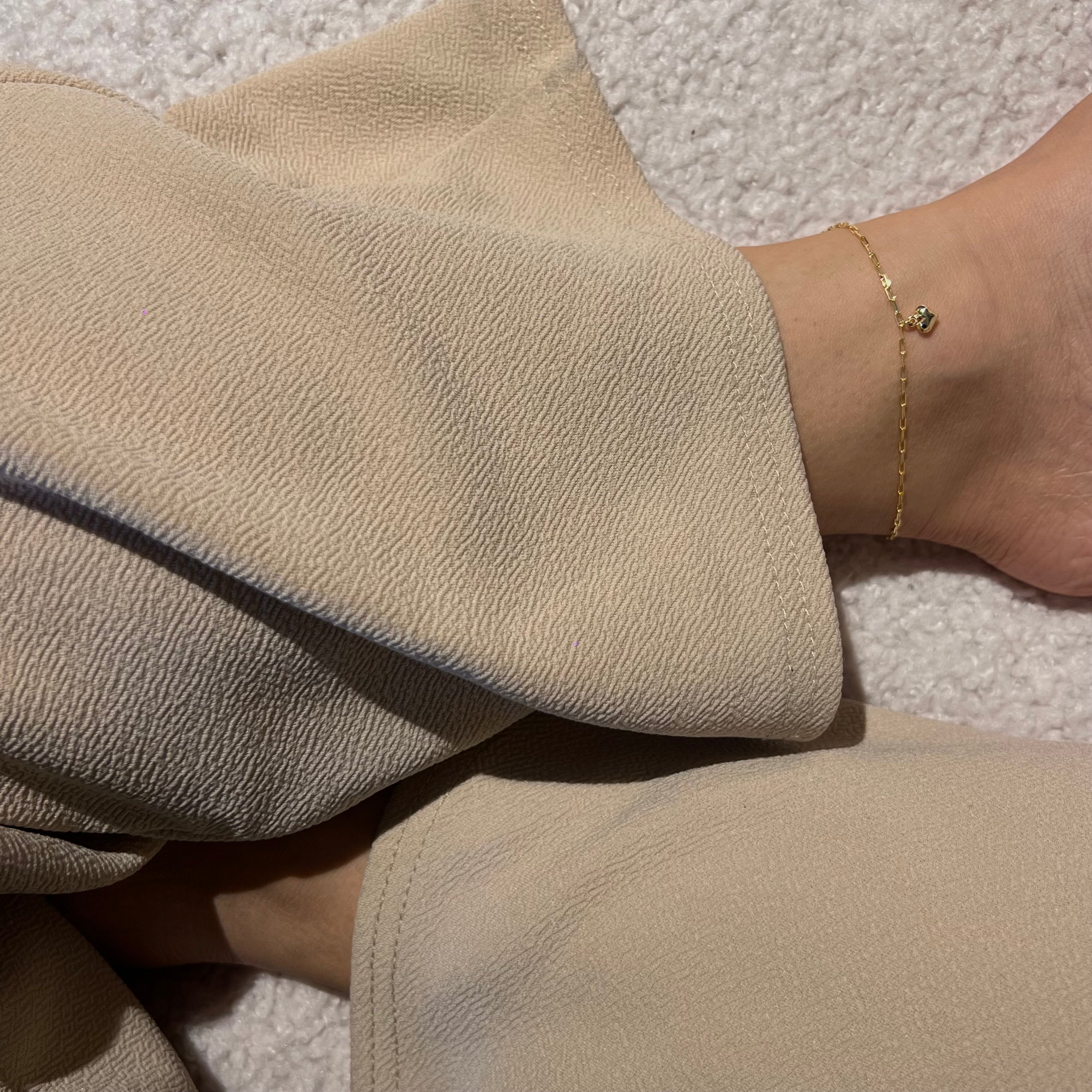 DETAIL233827